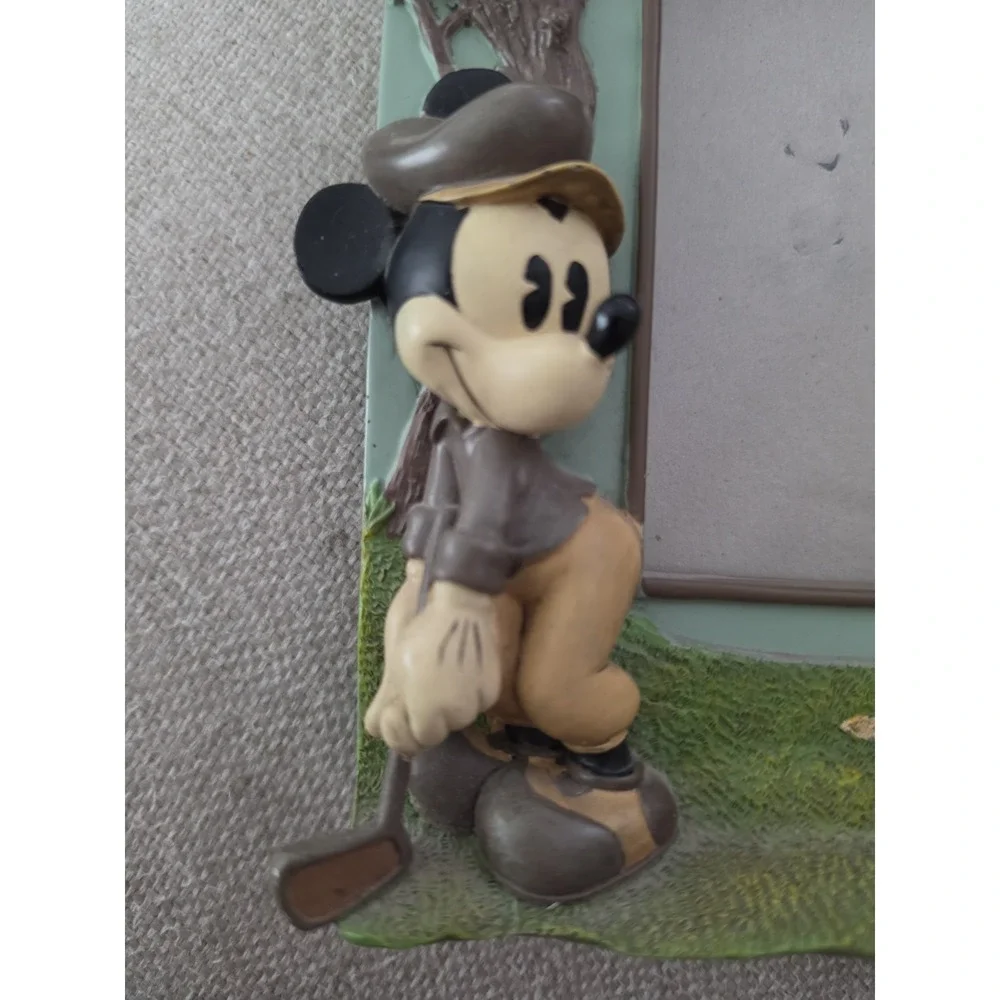VTG Disney Parks Mickey Mouse All-Century Golf 3D Resin Picture Frame Retro 1930